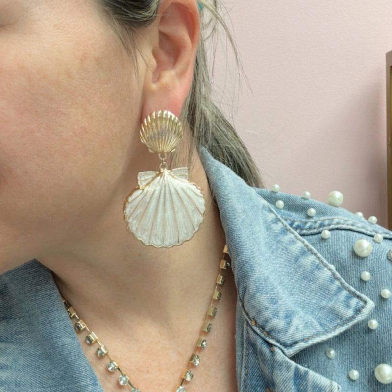 Seashell Dangle Earrings