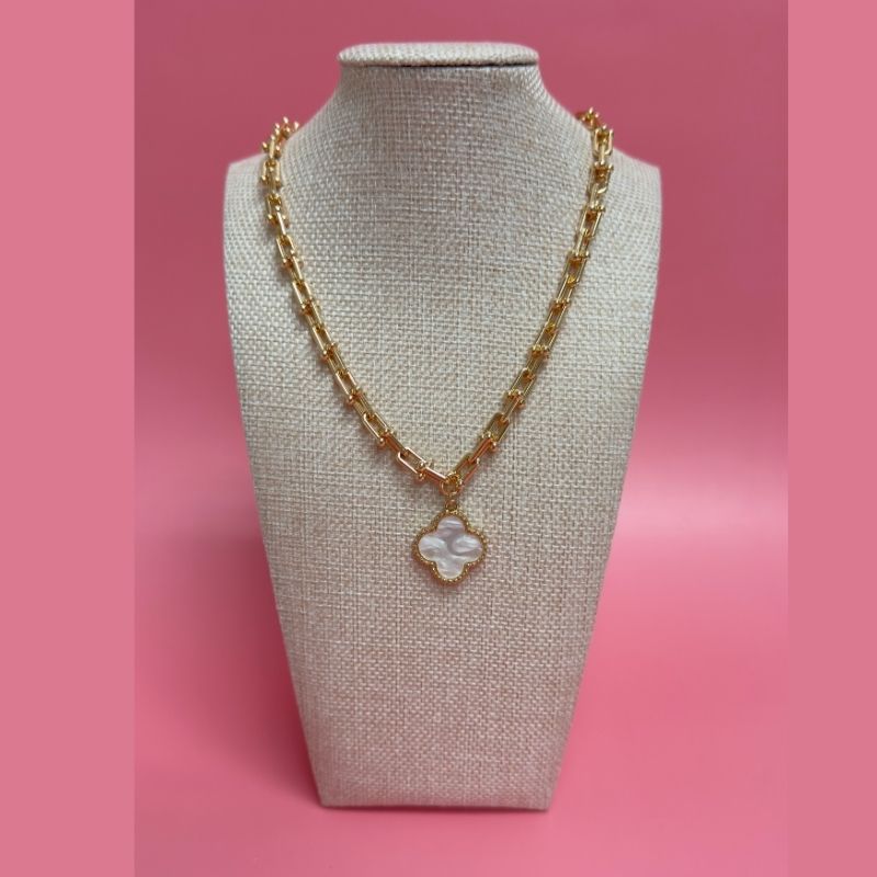 Ana Gold Necklace